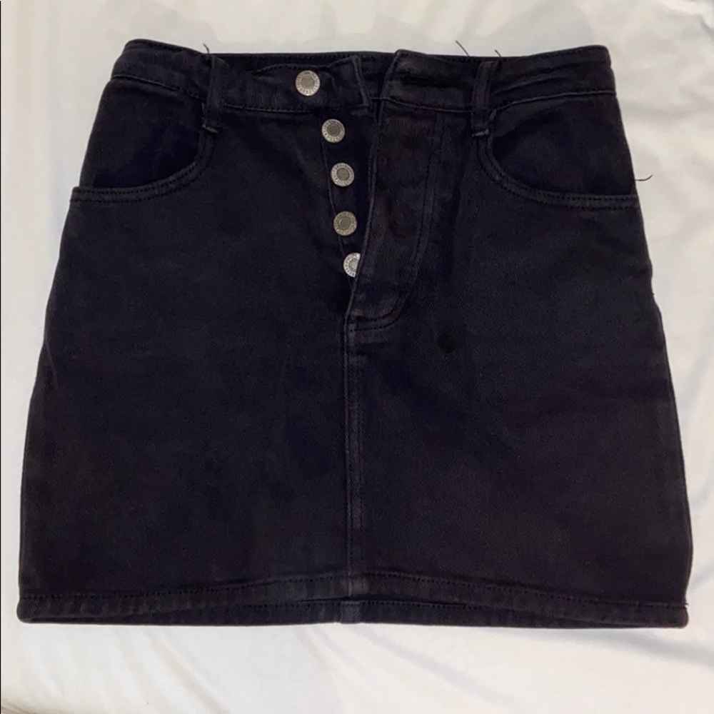 Black Brandy Melville mini skirt